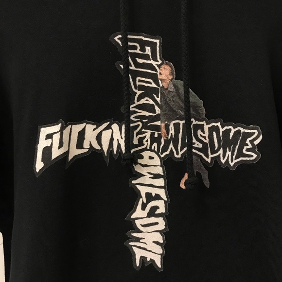 Supreme - Picture 2 of 3